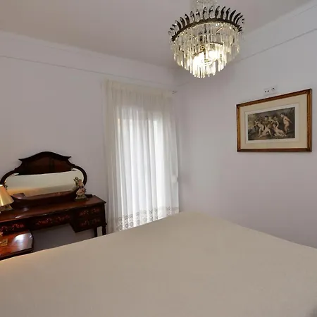 Oceanscape - 50 Meters From The Beach * Nazaré