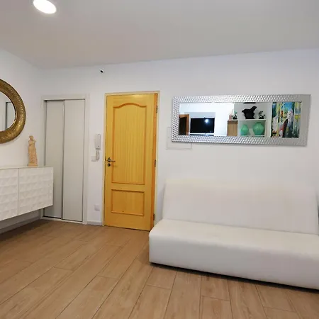 Daire Oceanscape - 50 Meters From The Beach *